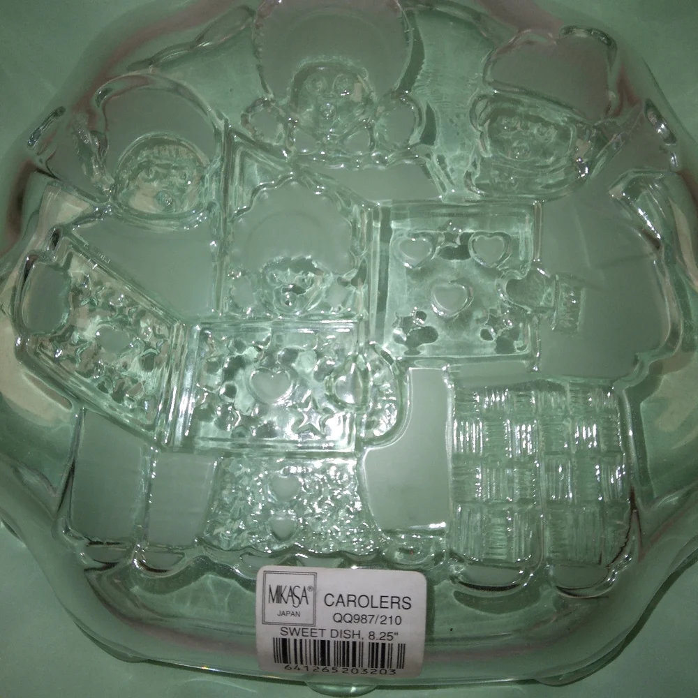 Mikasa Japan, Christmas Carolers Candy Dish